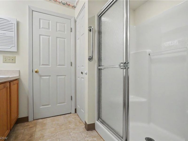 3499 E Prescott Circle , Cuyahoga Falls, OH 44223 Photo 9