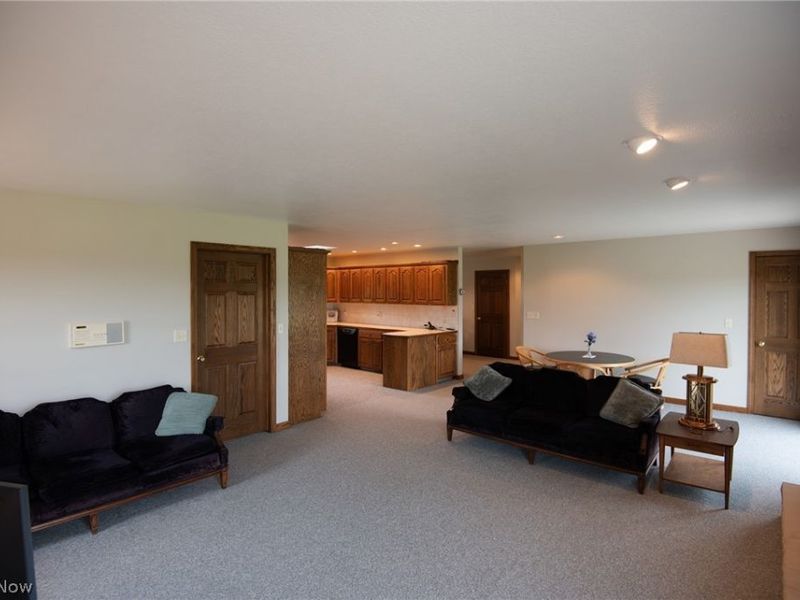 6424 Weaver Road, Berlin Center, OH 44401 Photo 11