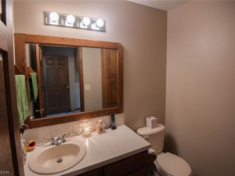 6424 Weaver Road, Berlin Center, OH 44401 Photo 12