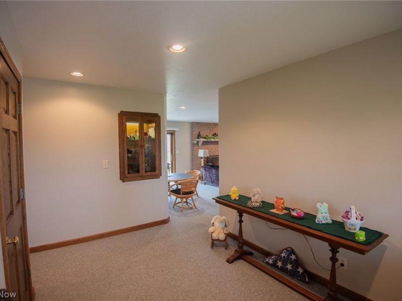 6424 Weaver Road, Berlin Center, OH 44401 Photo 4