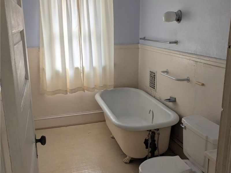 11825 Davis Court , Lakewood, OH 44107 Photo 14