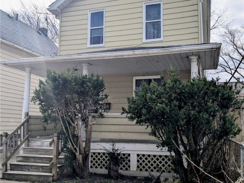 11825 Davis Court , Lakewood, OH 44107 Photo 2