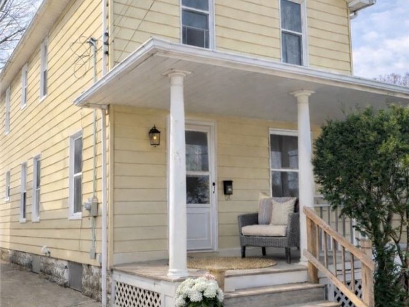 11825 Davis Court , Lakewood, OH 44107 Photo 3