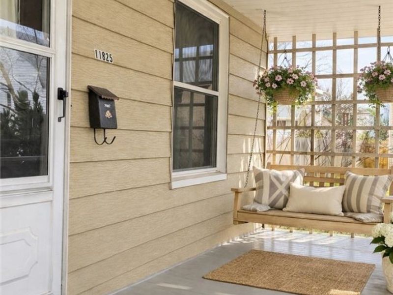 11825 Davis Court , Lakewood, OH 44107 Photo 5