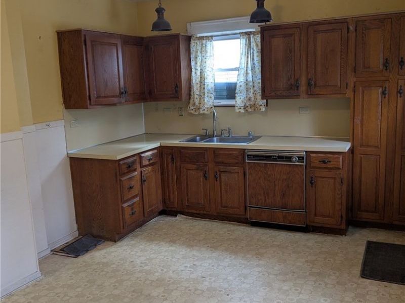 11825 Davis Court , Lakewood, OH 44107 Photo 8