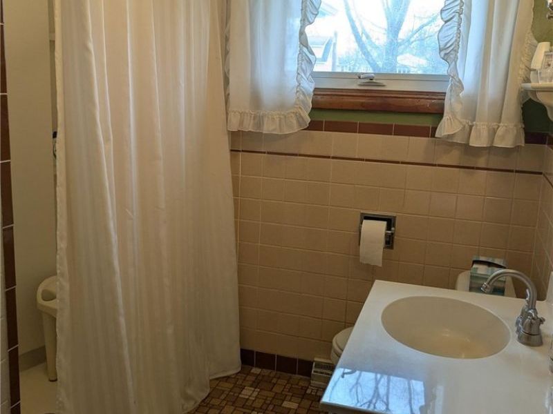 752 Leeman Drive, Akron, OH 44319 Photo 13