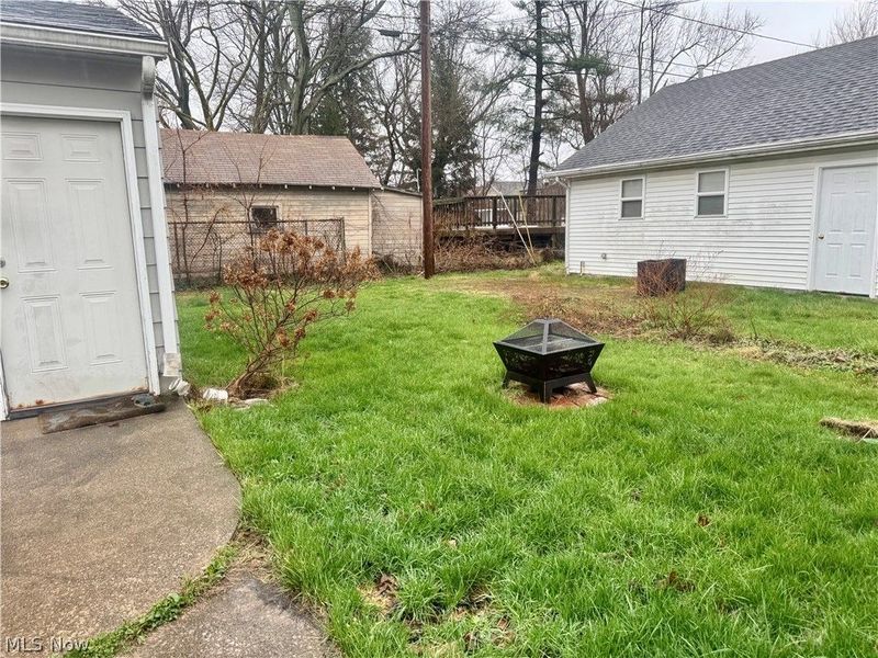 1011 Allison Avenue , Lorain, OH 44052 Photo 4