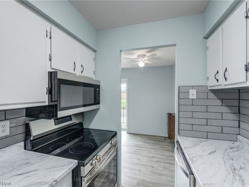 20312 Lorain Road , Unit 106, Fairview Park, OH 44126 Photo 13