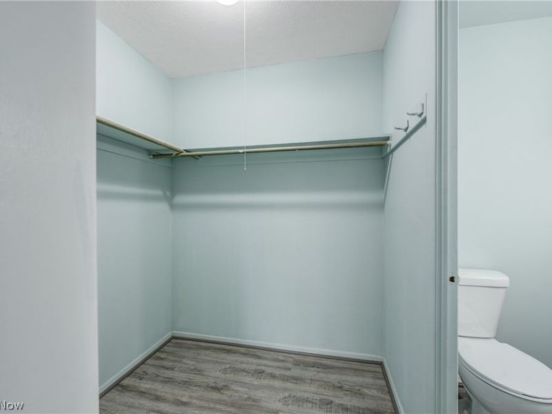 20312 Lorain Road , Unit 106, Fairview Park, OH 44126 Photo 16