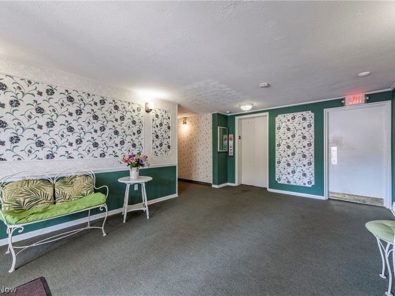 20312 Lorain Road , Unit 106, Fairview Park, OH 44126 Photo 2