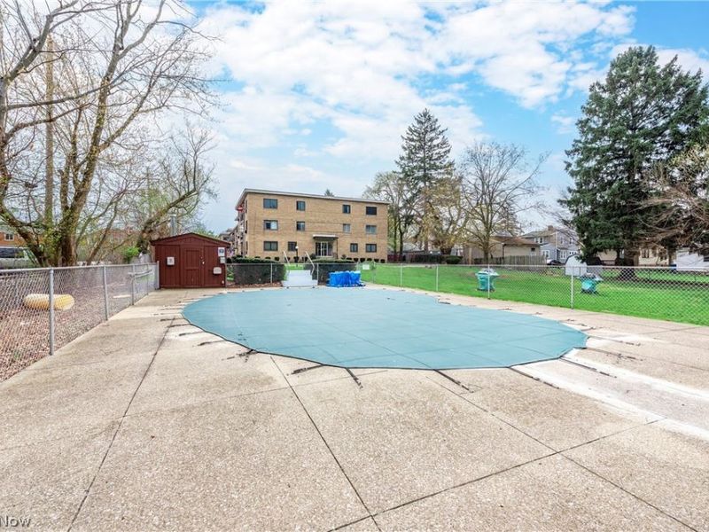 20312 Lorain Road , Unit 106, Fairview Park, OH 44126 Photo 28