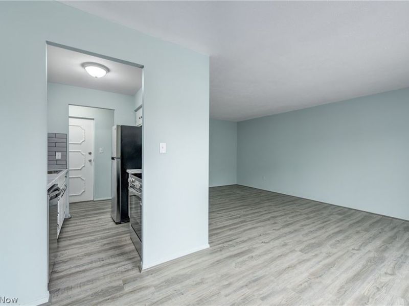 20312 Lorain Road , Unit 106, Fairview Park, OH 44126 Photo 8