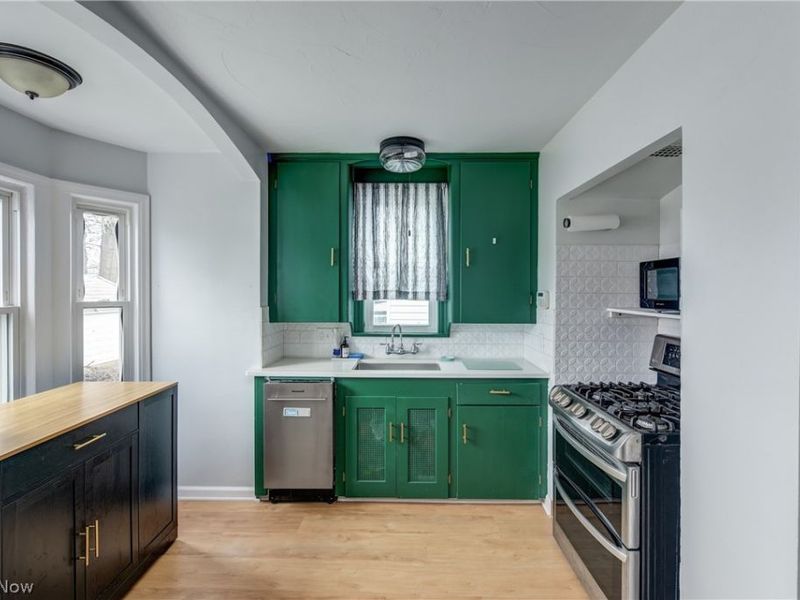 3408 W 151st Street , Cleveland, OH 44111 Photo 13