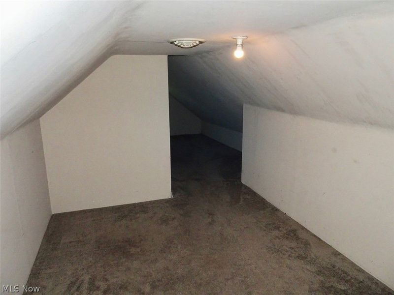 4587 Niessen Court , Cleveland, OH 44109 Photo 41