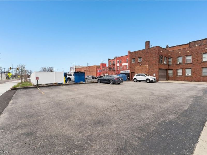 70 4th Street NW, Barberton, OH 44203 Photo 29