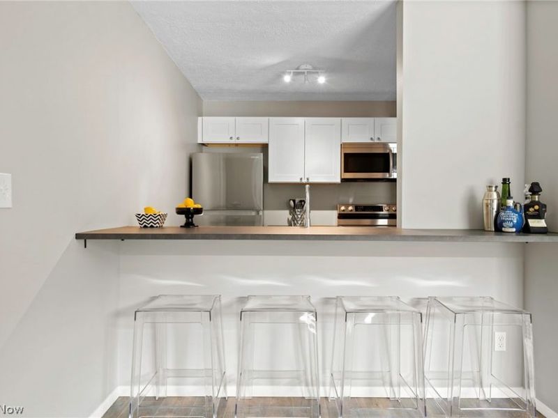 10524 Clifton Boulevard , Unit 301, Cleveland, OH 44102 Photo 3