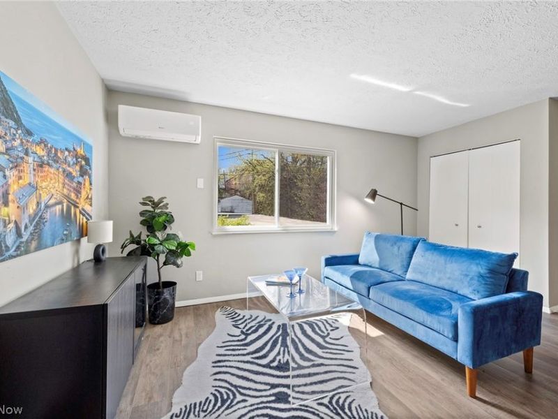 10524 Clifton Boulevard , Unit 301, Cleveland, OH 44102 Photo 6