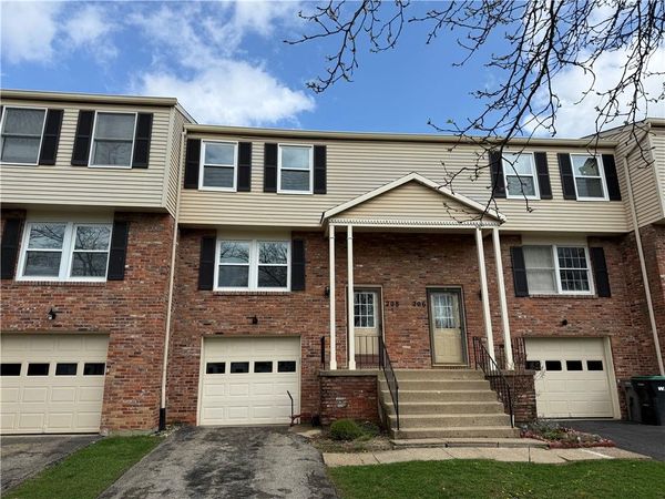 208 Quail Run Rd , Venetia, PA 15367