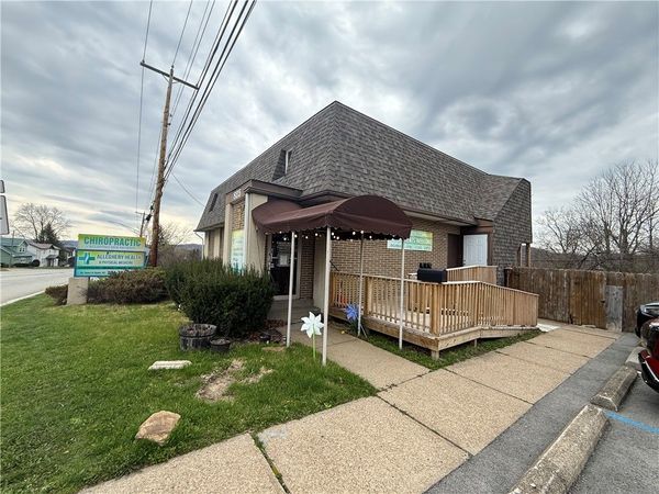 825 10th Ave , Brackenridge, PA 15014