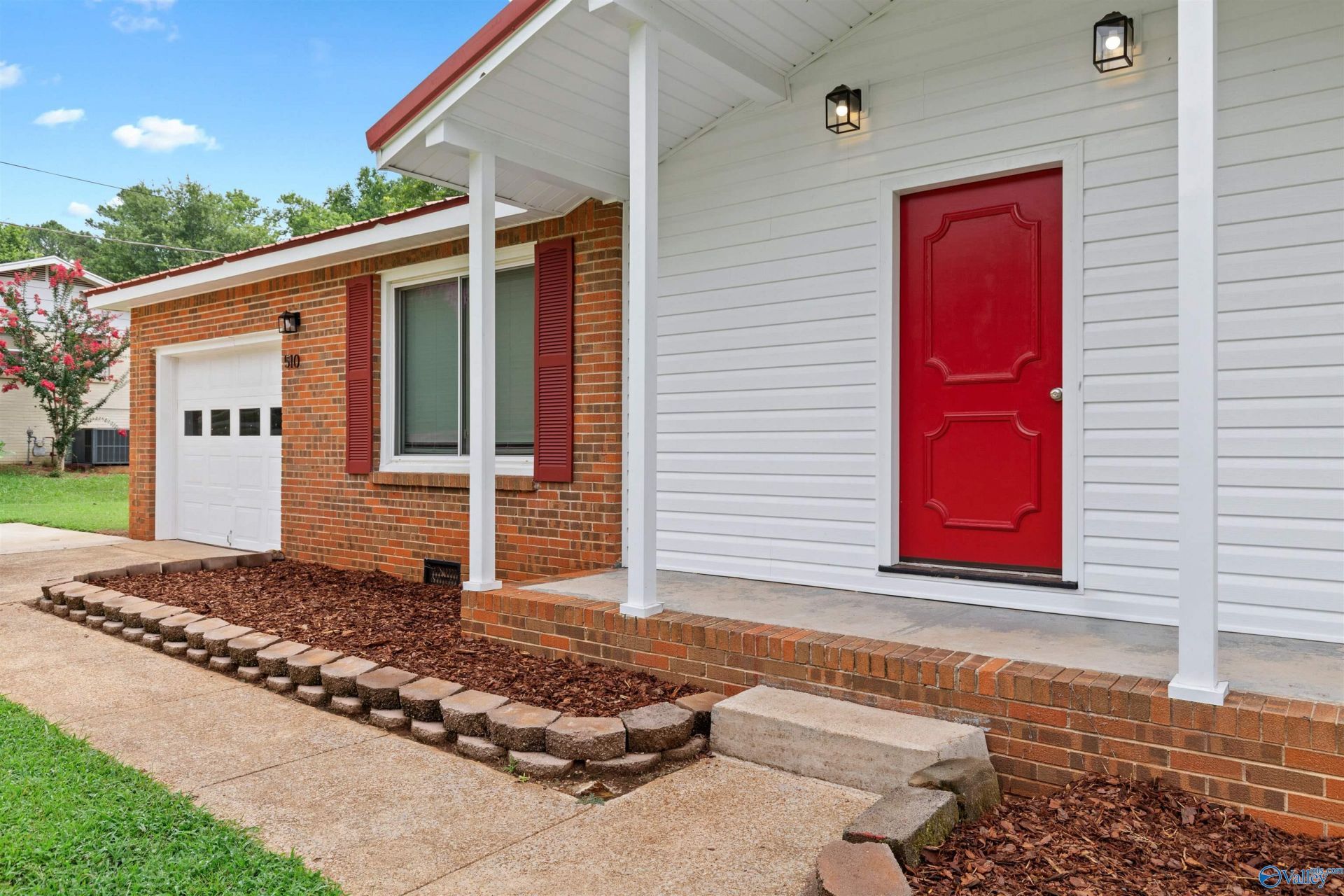 510 Clift Drive, Madison, AL 35758 Main Photo