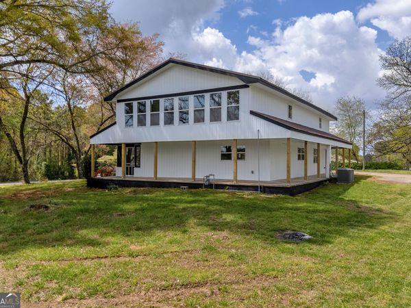 8606 Holly Springs Road, Maysville, GA 30558