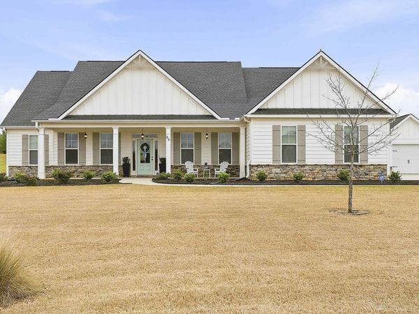 66 Chapman Farm Road, Senoia, GA 30276