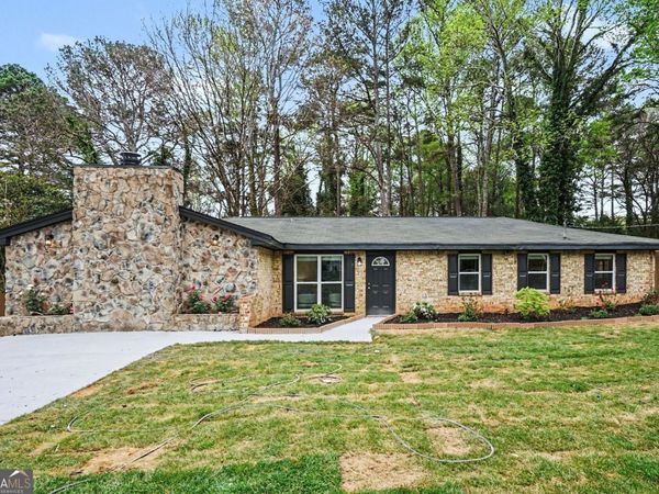 577 Simone Way, Stone Mountain, GA 30087