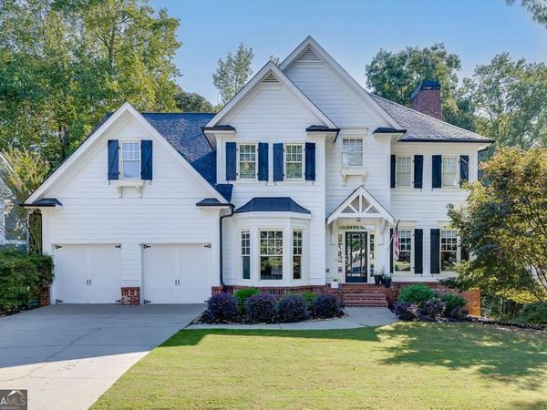 5979 Grand Loop Road, Sugar Hill, GA 30518