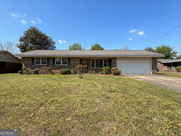 214 Cornell Drive, Warner Robins, GA 31093
