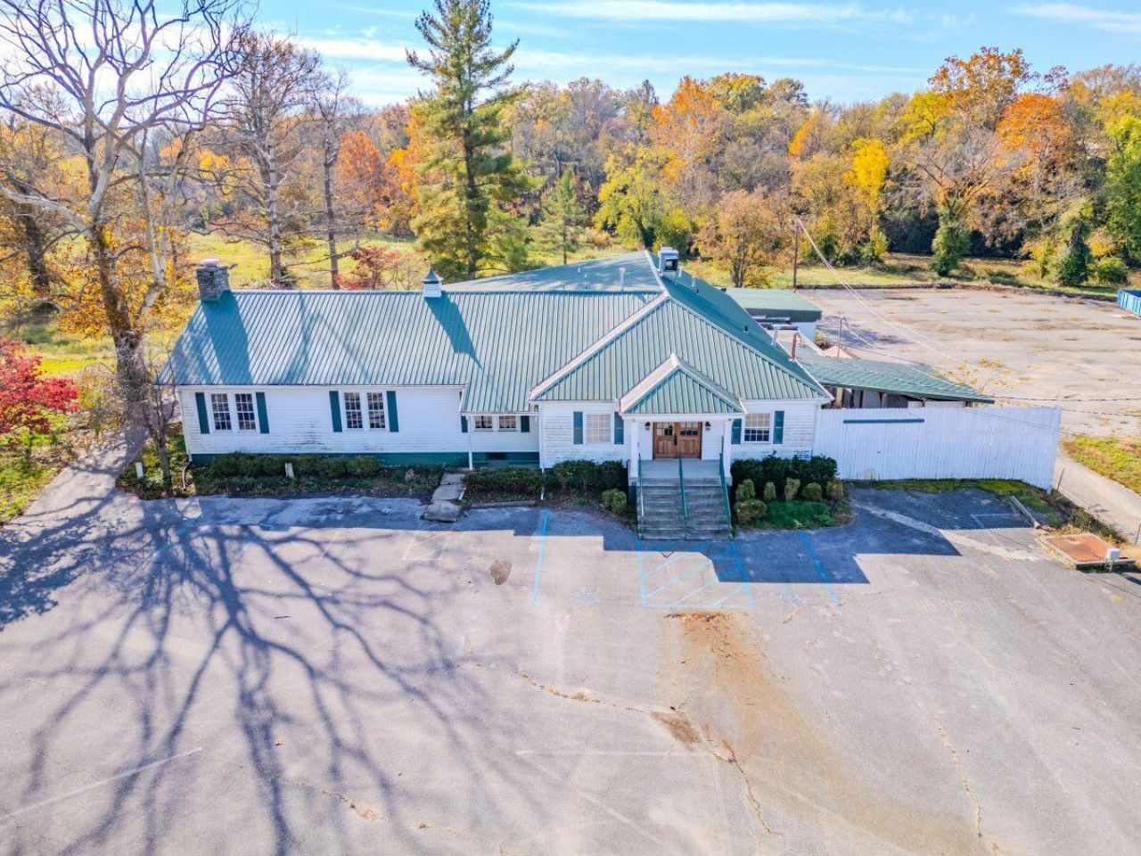 38 E Main Street, Paris, KY 40361