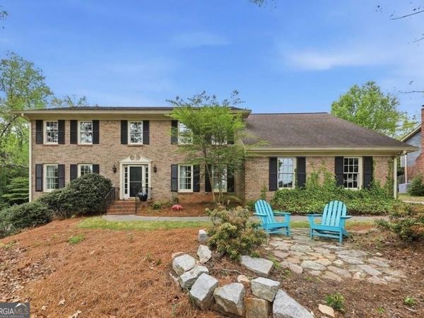 1782 Corners Court, Atlanta, GA 30338