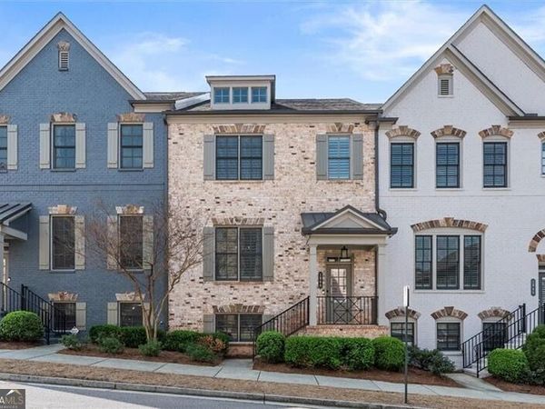 1868 Skyfall Circle, Atlanta, GA 30319
