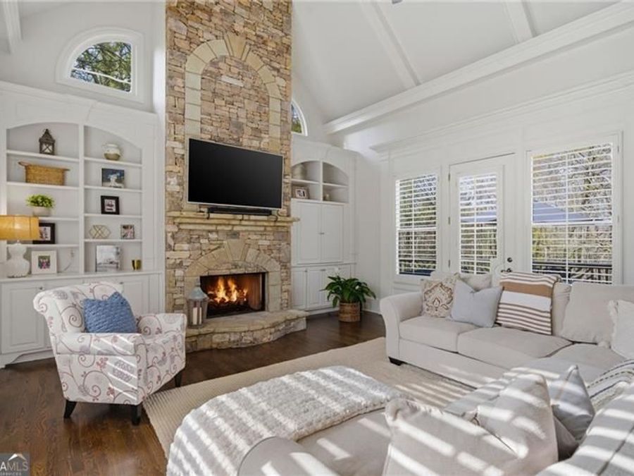 Property Image 28