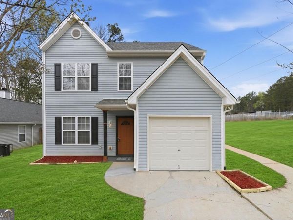 4273 Chestnut Lake Avenue, Lithonia, GA 30038