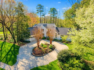 200 Donegal Drive, Chapel Hill, NC 27517
