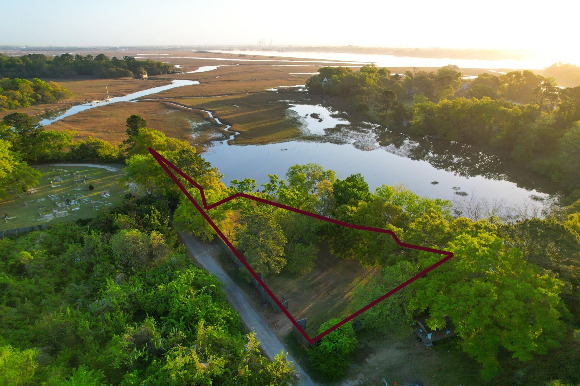 1022 Justin Avenue Photo 6