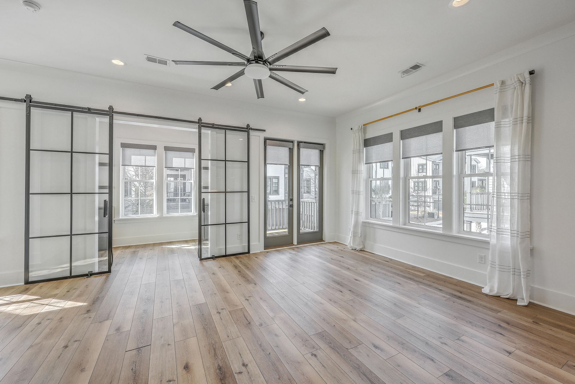 1216 Gatch Court Photo 4