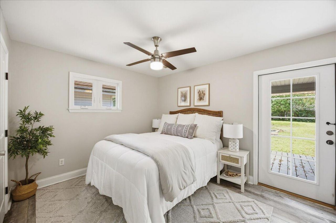 1114 Yeamans Hall Road Photo 8