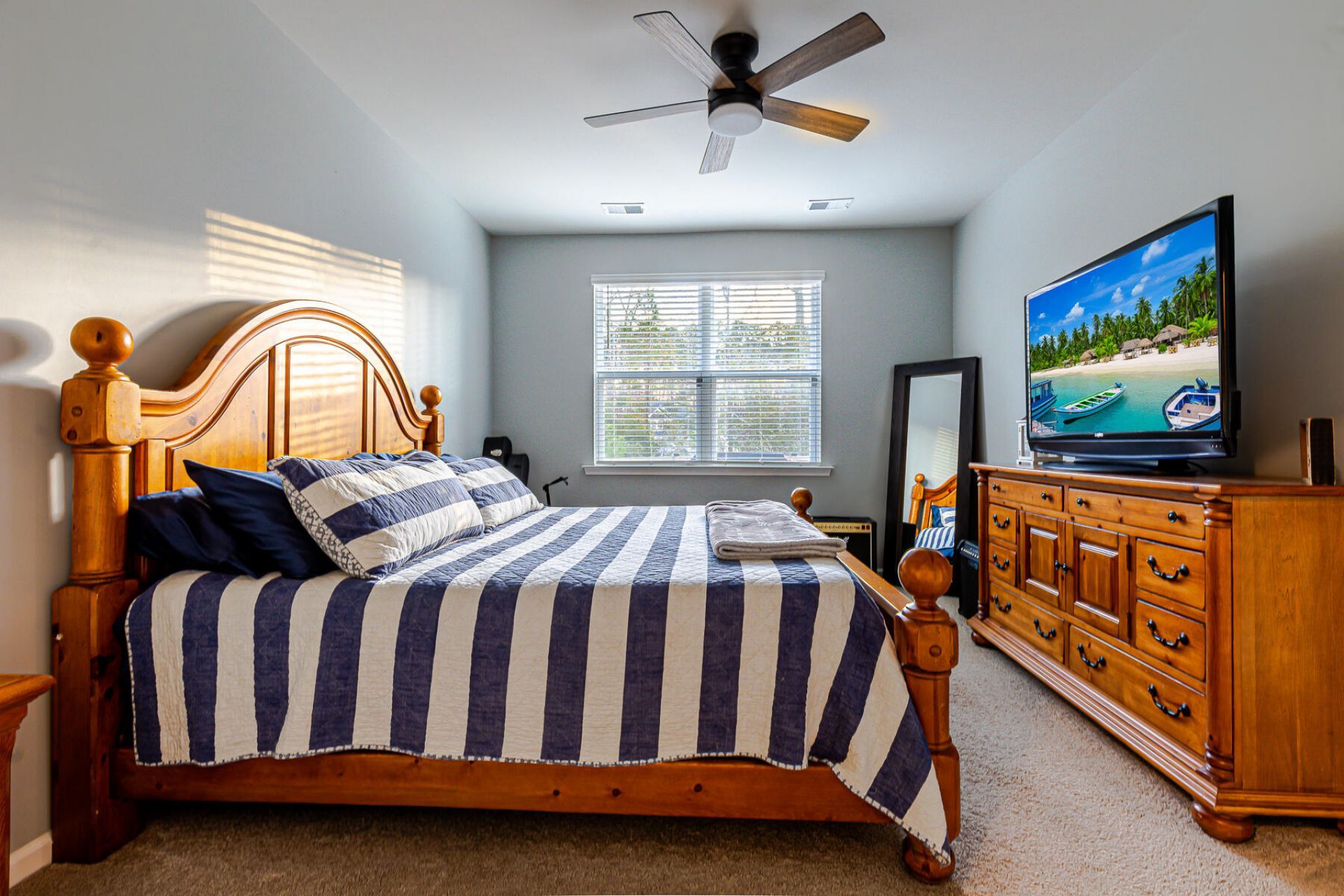 114 Valley Row Photo 54