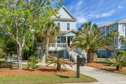 1307 Chardon Commons photo 4