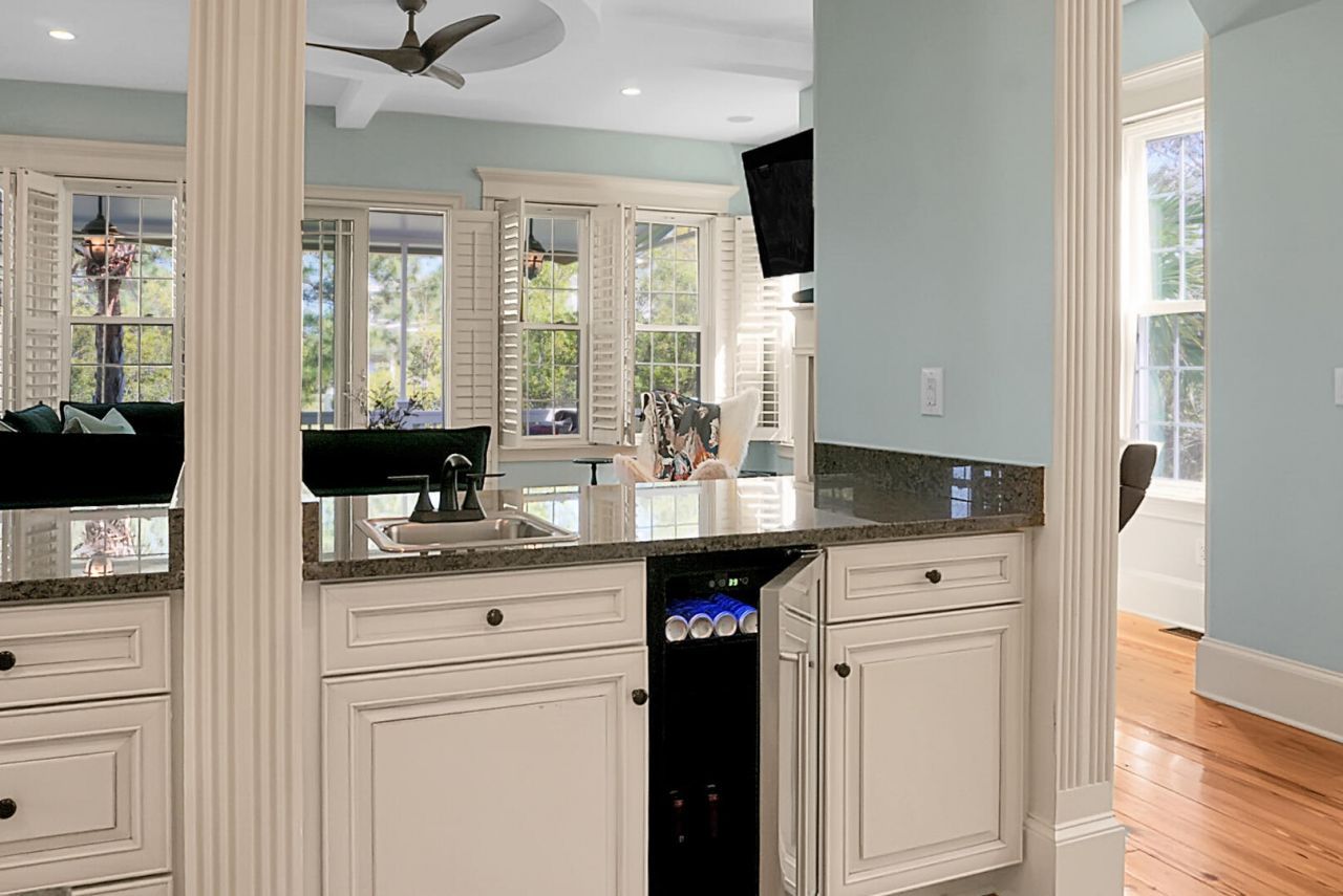 1307 Chardon Commons Photo 30