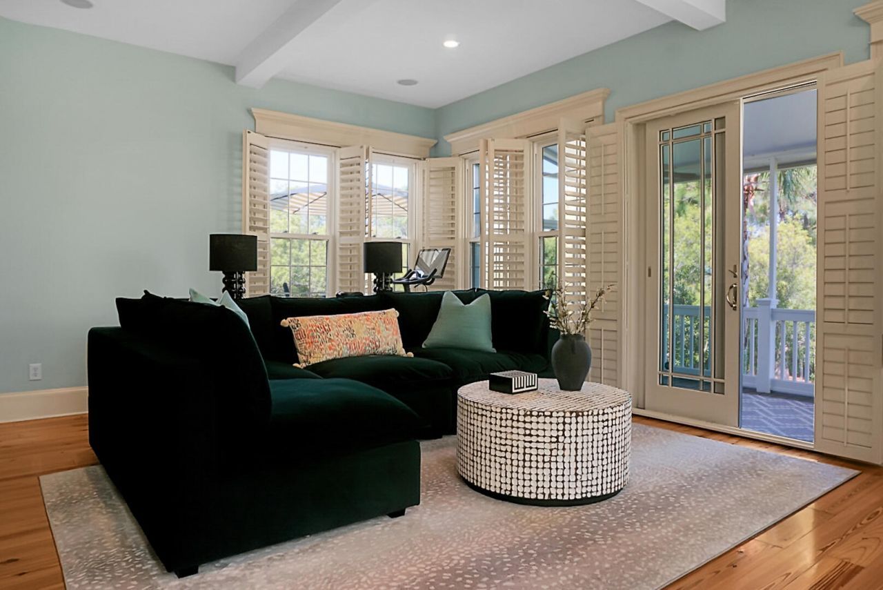 1307 Chardon Commons Photo 33