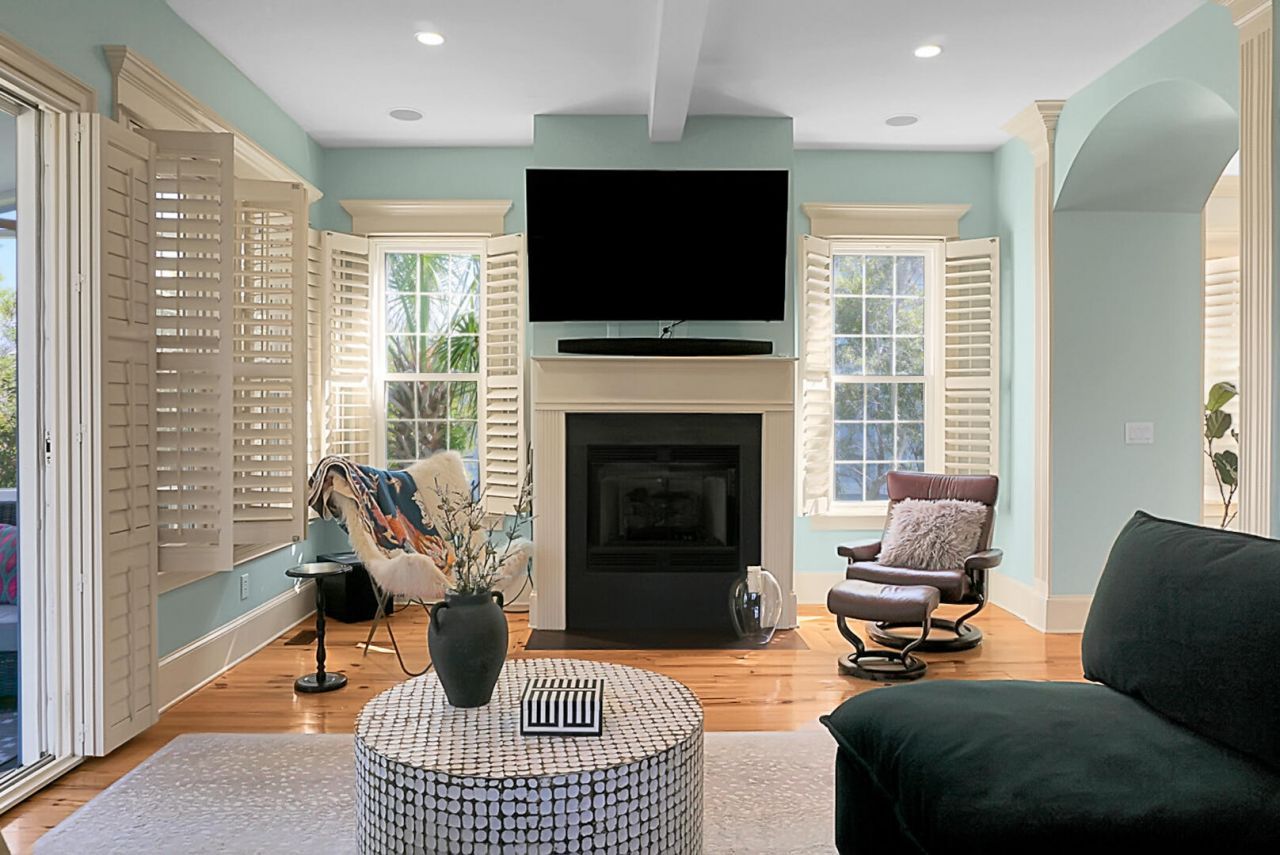 1307 Chardon Commons Photo 37