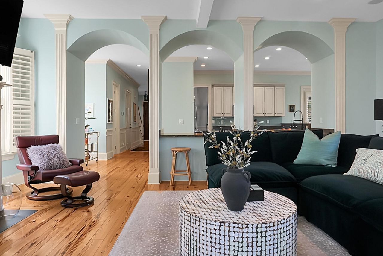 1307 Chardon Commons Photo 38