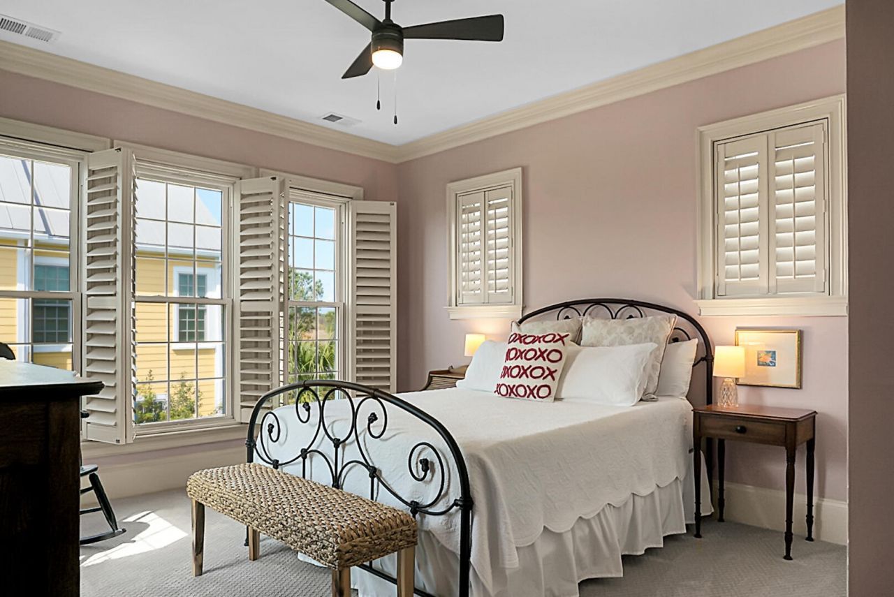 1307 Chardon Commons Photo 51