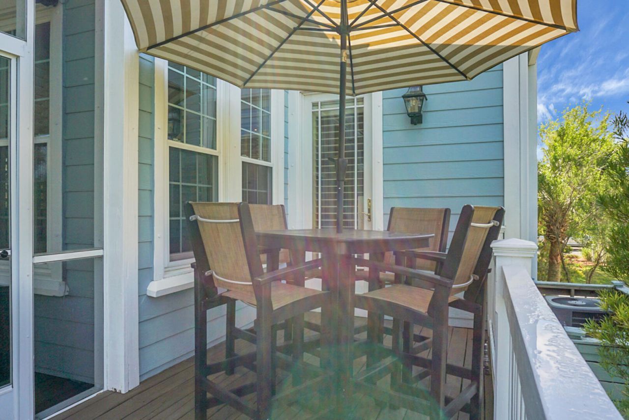 1307 Chardon Commons Photo 54