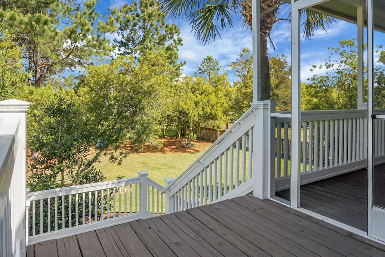 1307 Chardon Commons Photo 55