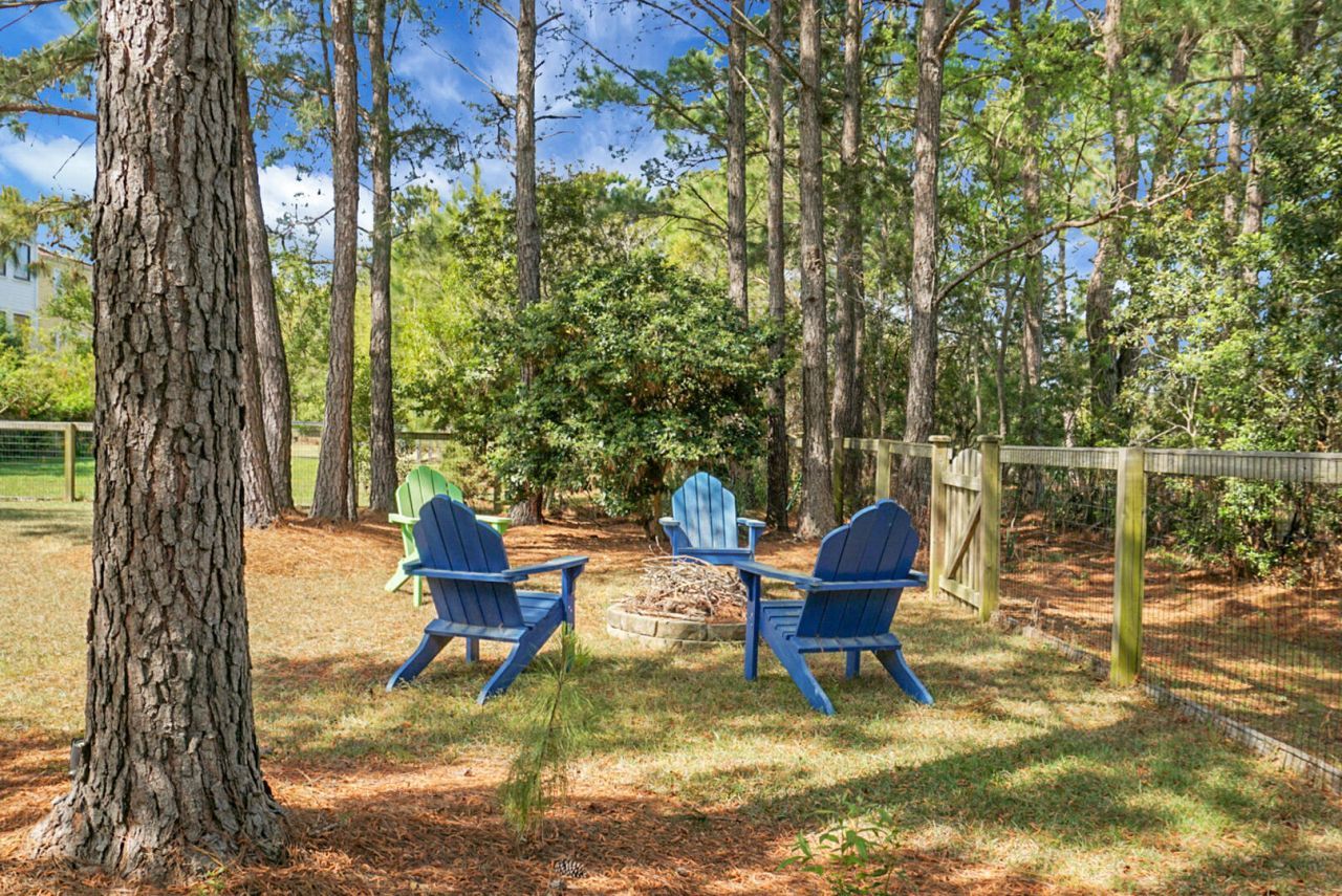 1307 Chardon Commons Photo 57