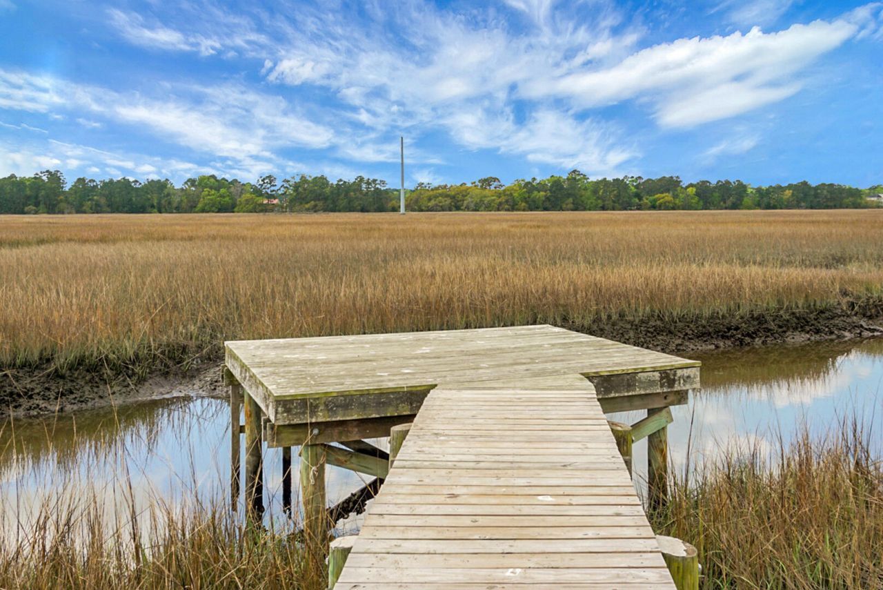 1307 Chardon Commons Photo 65