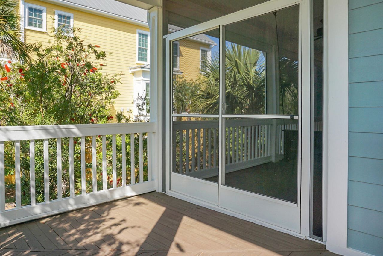 1307 Chardon Commons Photo 9